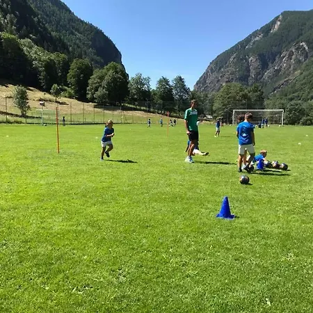 Sunny Breuil-Cervinia